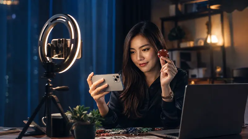 Influencer Malaysia Berusia 20 Tahun Bebas dari Penjara setelah Kasus Promosi Judi Online